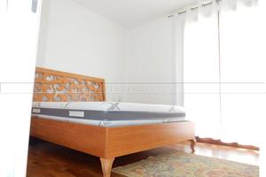 Ampio bilocale arredato con box a Lecce