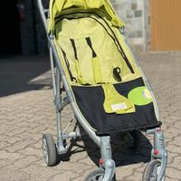 Passeggino ultra compatto