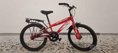 Bicicletta bimbo praticamente nuova
