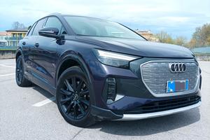 AUDI Q4 40 e-tron