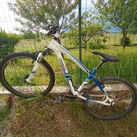 specialized hard-rock sport