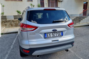 Ford Kuga Titanium 2WD 140 CV 4×4