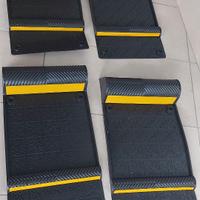 Set di 4 Tappetini blocco ruota per parcheggio