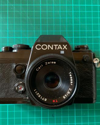 Contax 139 Quartz + 45 mm pancake