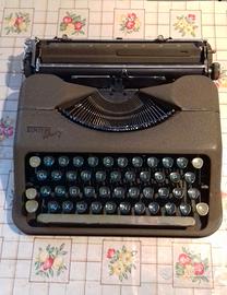 Macchina da scrivere Simtype Baby anni 50