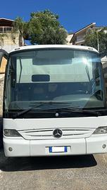 Mercedes Benz Tourino