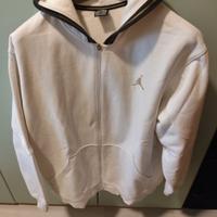 felpa di colore beige 
