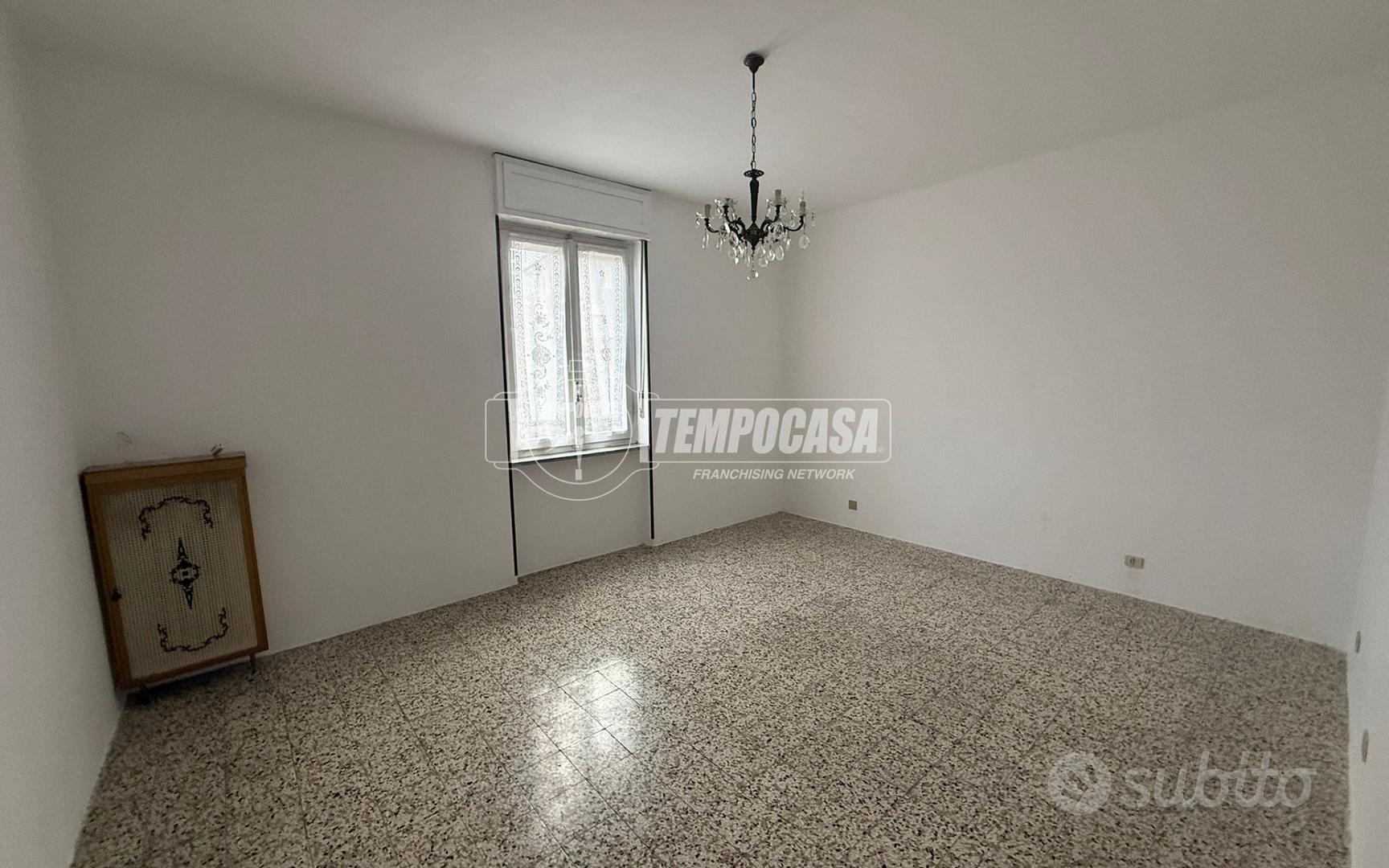 QUADRILOCALE PERSONALIZZABILE - Vista 5