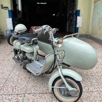 Lambretta Innocenti 150 con sidecar del 1956