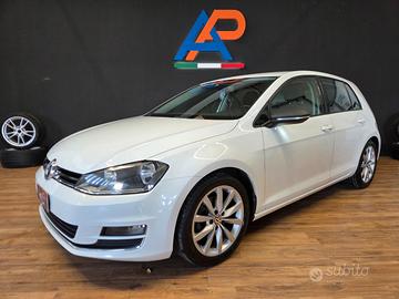 Volkswagen Golf 2.0 TDI DSG 5P Highline BlueMotion