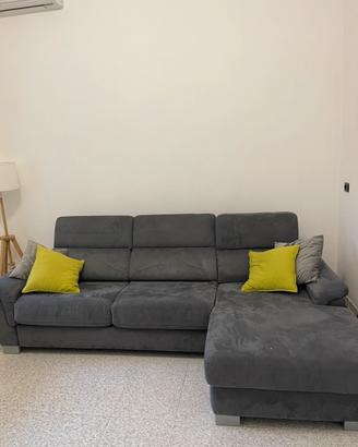 Divano letto con chaise longue contenitore