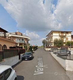 Giardinetti elegante monolocale arredato