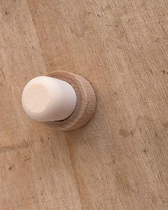 Tappo a manico in legno