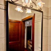 Specchio con faretti