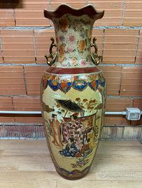 Vaso orientale grande in ceramica - dipinto a mano