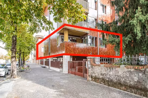 AMPIO APPARTAMENTO DI 180 MQ CON ASCENSORE