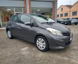 Toyota Yaris 1.0 5 porte Active OK NEOPATENTATI PE