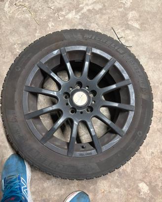 4 gomme da neve michelin piu cerchi in lega