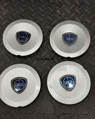 4 coppette coprimozzo cerchio R16 Lancia Delta