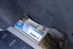 Batteria auto Varta 74ah 680a