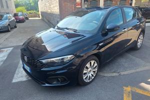 Fiat Tipo 1.6 Mjt S&S 5 porte Easy