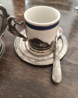 Servizio di Tazzine da caffè con zuccheriera vinta
