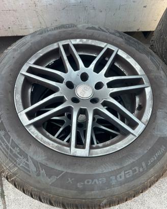 Cerchi con Gomme invernali audi
