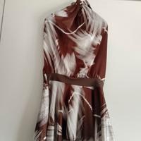 vestito collo americano, scollato dietro