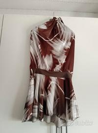 vestito collo americano, scollato dietro