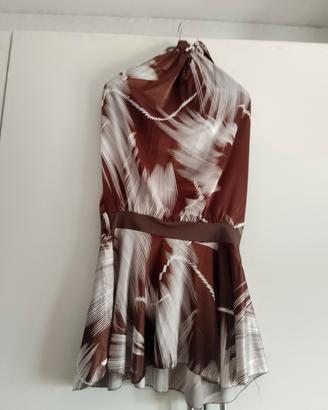 vestito collo americano, scollato dietro