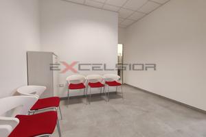 ADRIA - UFFICIO NUOVO E ARREDATO