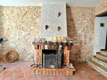 Casa Indipendente Borgo Priolo