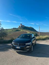 Volkswagen T-Roc 2.0 TDI 150 CV Automatico