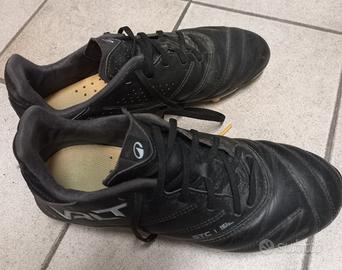 Scarpe da calcio n.39 Kipsta mod. VRLT