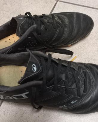 Scarpe da calcio n.39 Kipsta mod. VRLT