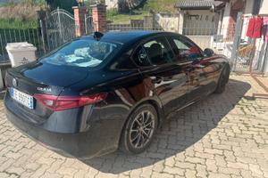 Alfa Giulia 2.2 150