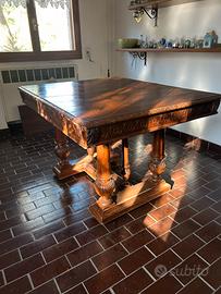 TAVOLO NOCE MASSICCIO QUADRATO