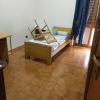 Camera per studentessa universitaria