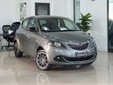 lancia-ypsilon-1-0-hybrid-gold-2023-5-posti