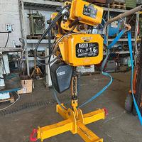 Paranco a catena Kito portata 1.6 ton