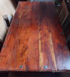 Tavolino in legno