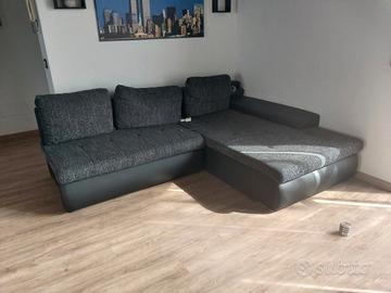 divano contenitore con penisola 