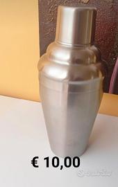 Shaker in acciaio 