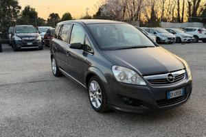 Opel Zafira 1.8 16V VVT Club