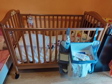 Lettino in  legno bebè 