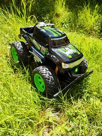 Monster Truck aggressivo Blaze Splendor