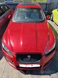 Jaguar XF S 3.0d 306dt per ricambi (2a)