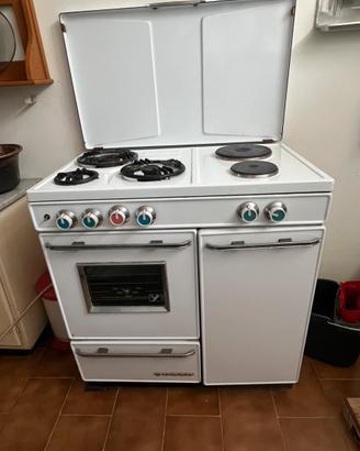 Cucina con fuochi