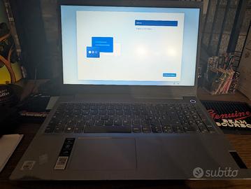 Notebook LENOVO 15.6 i7 SSD 8GB