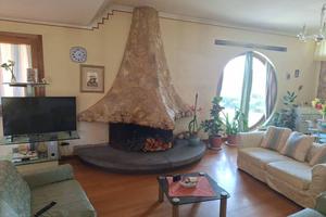 Villa di 388 m² con più di 5 locali e box auto dop